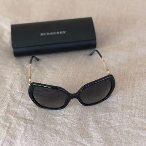 Burberry sunglasses